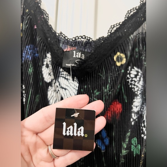 NWT Dressed in LALA Money Honey Plisse Slip Dress in Folklore Florals - Picture 7 of 10